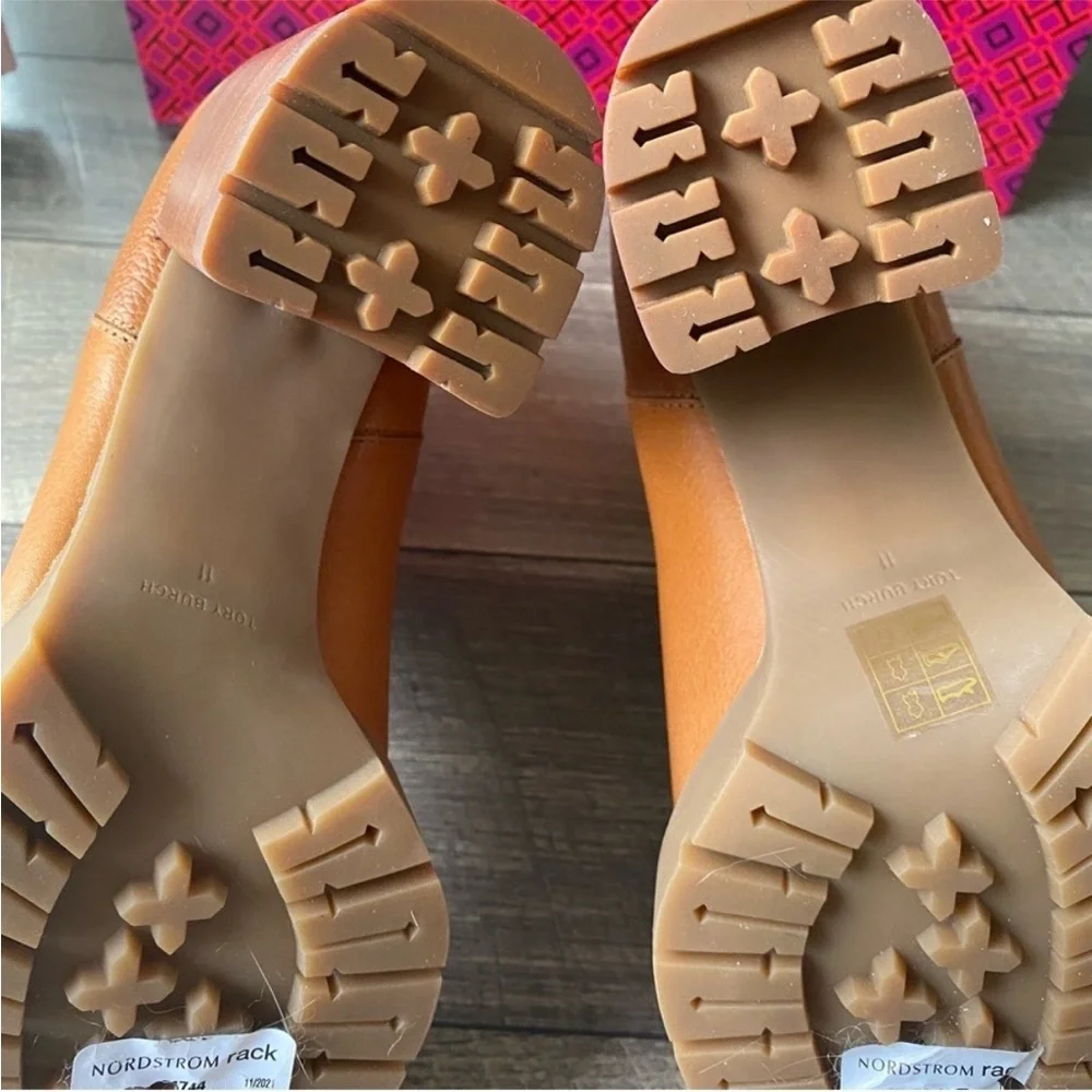 Tory Burch Lug 70MM Bootie Size 11 Leather Blanched Almond Brown Camel Tan NEW
